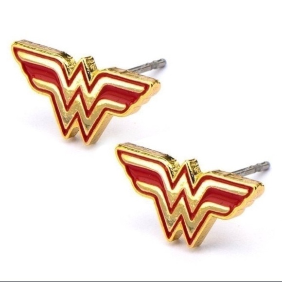 Jewelry - Wonder Woman Earrings